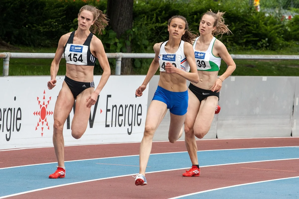 Atletizmde Disk Atma Hakemi Nedir?