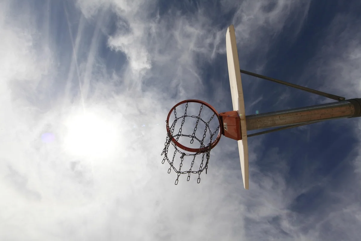 Basketbolda Pick and Roll Nedir: Tanımı ve İşleyişi