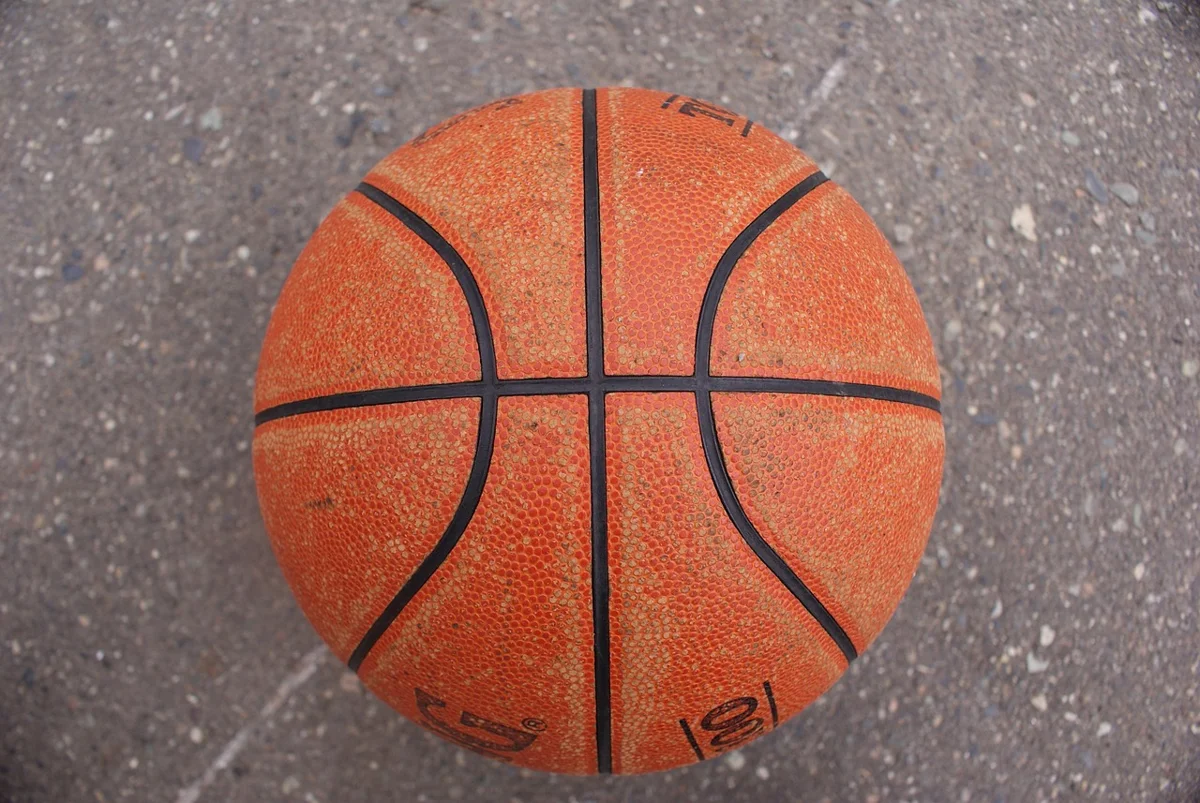 Basketbolda Turnike Nasıl Atılır: Teknik ve Kurallar