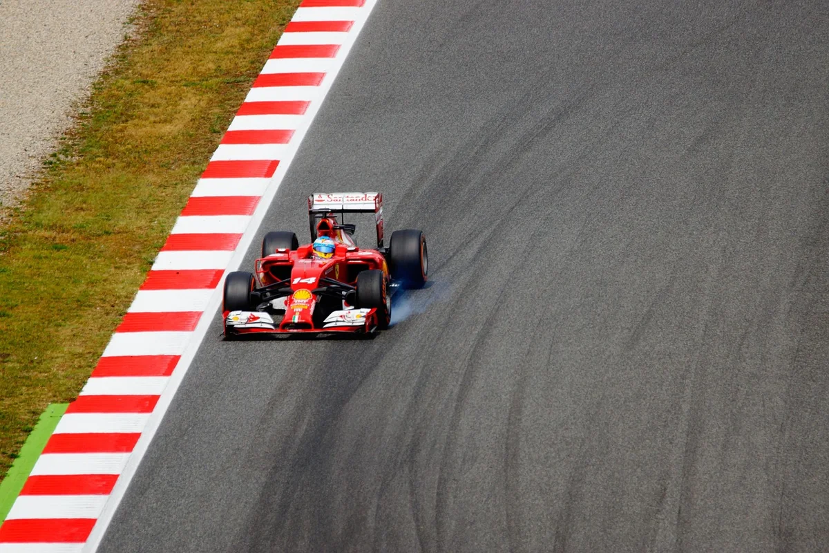 Formula 1'de Mavi Bayrak Nedir?